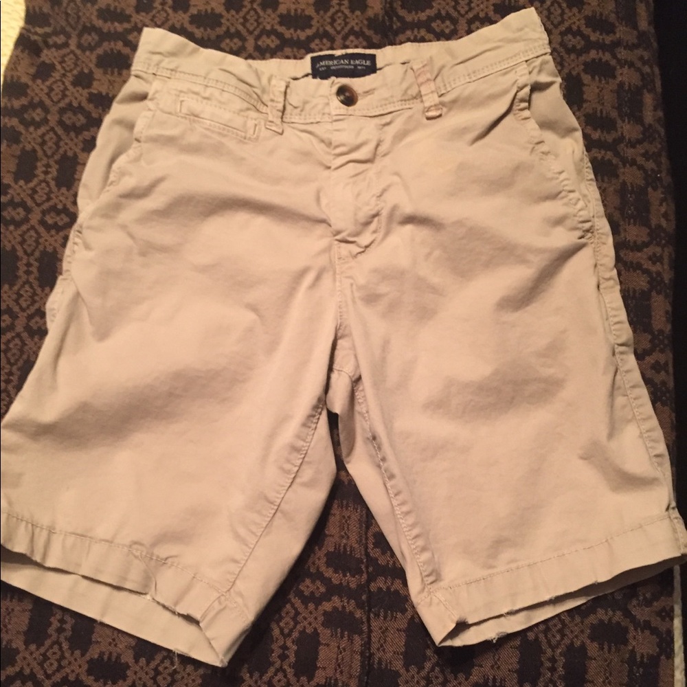 AEO men’s slim fit shorts